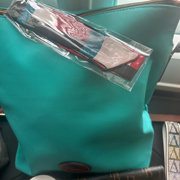 Dooney & Bourke mega bundle - Picture 4 of 16